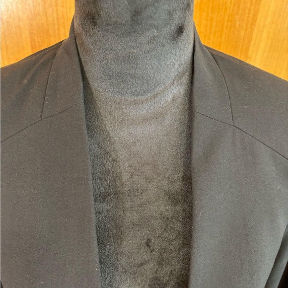 ❄️❄️Chaus Size 4 Black Blazer - Picture 8 of 9